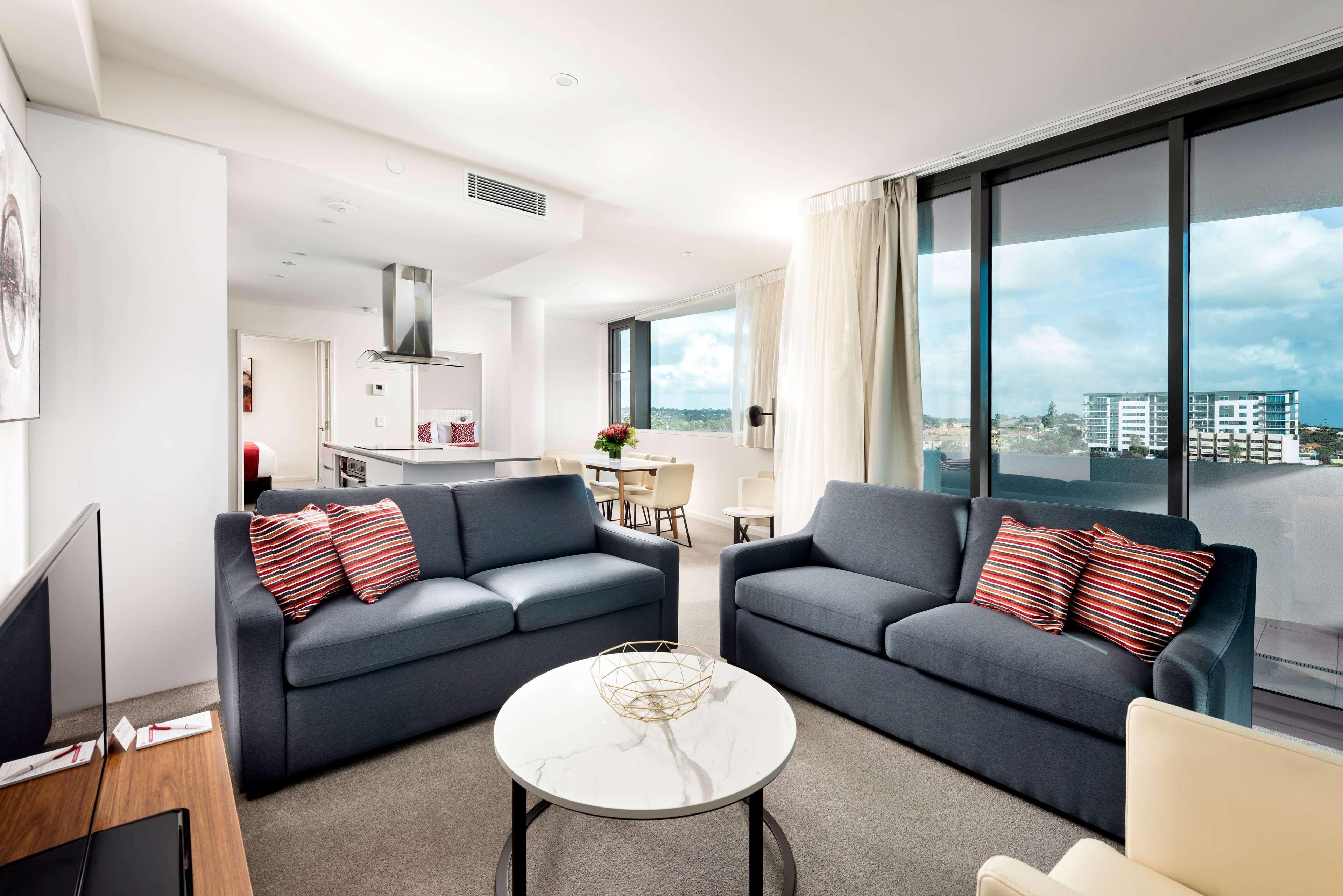 Ramada By Wyndham Vetroblu Scarborough Beach Perth Exterior foto