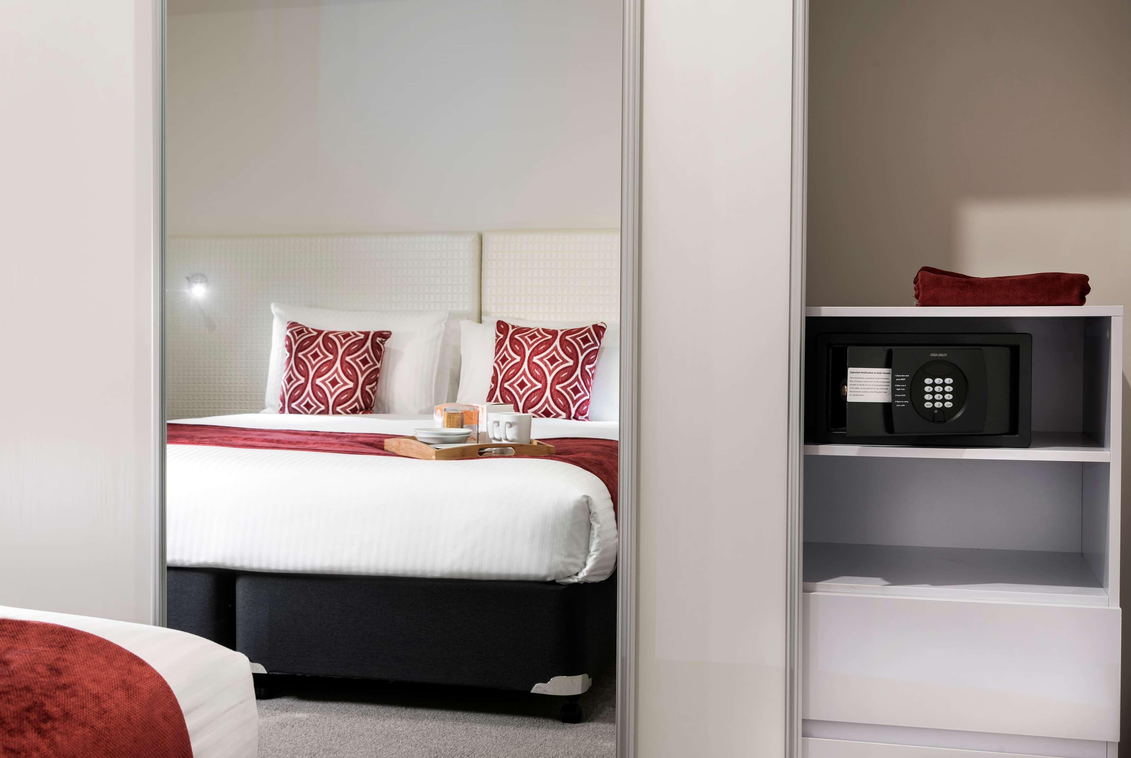Ramada By Wyndham Vetroblu Scarborough Beach Perth Exterior foto
