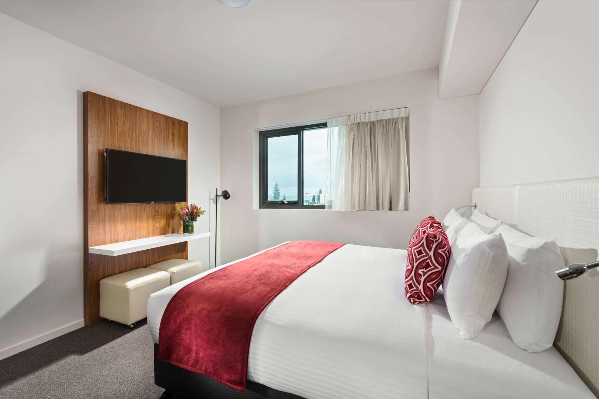 Ramada By Wyndham Vetroblu Scarborough Beach Perth Exterior foto