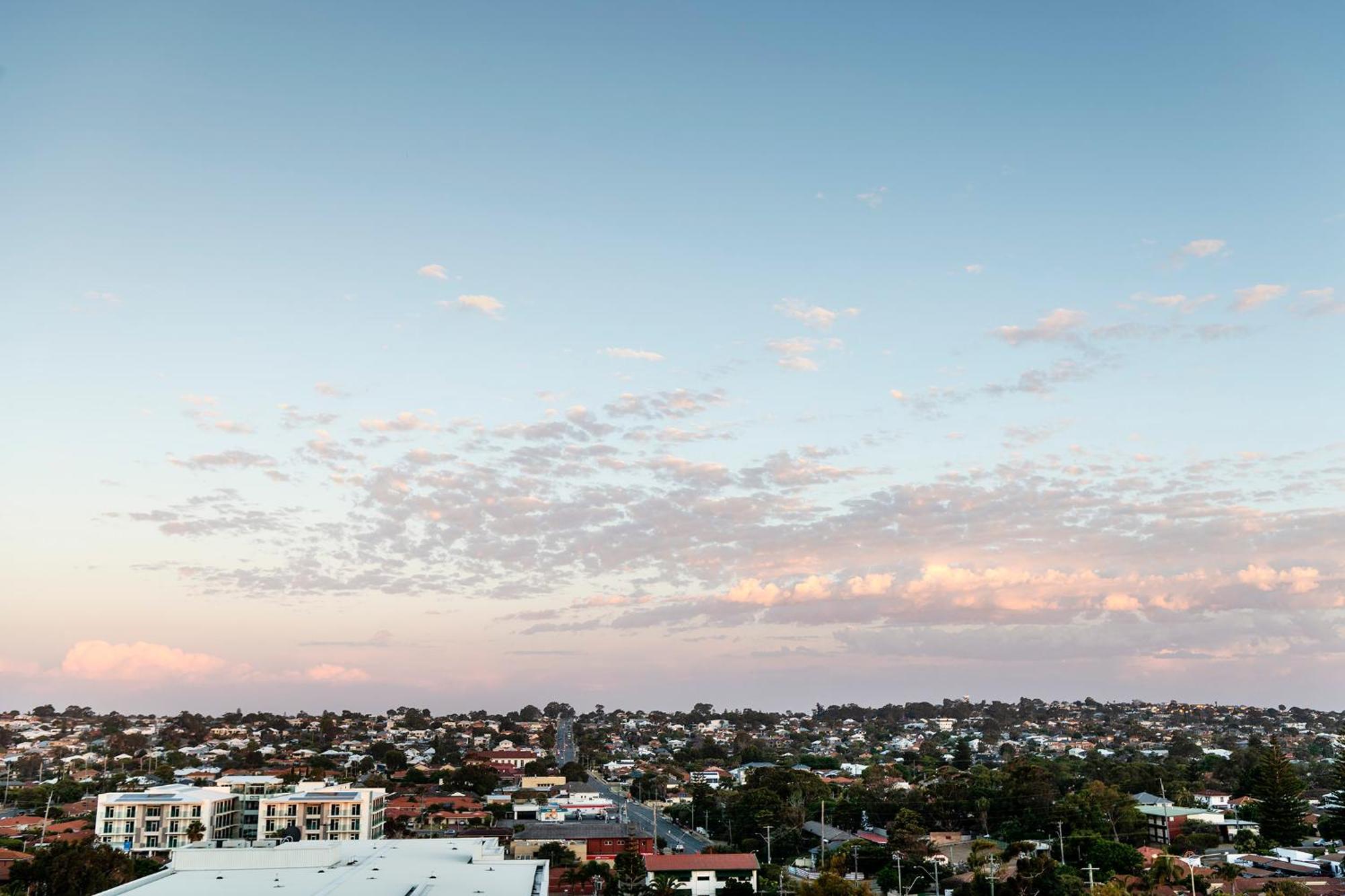 Ramada By Wyndham Vetroblu Scarborough Beach Perth Exterior foto